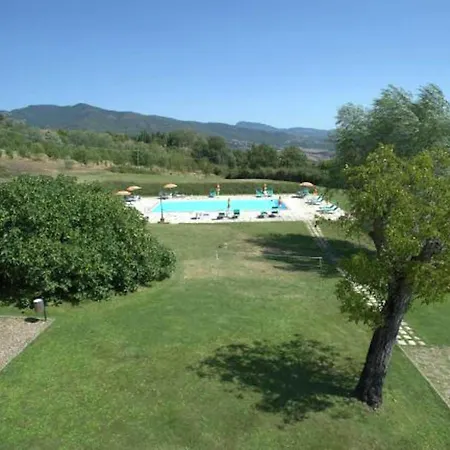 Beautiful Farmhouse With Swimming Pool Chalet *