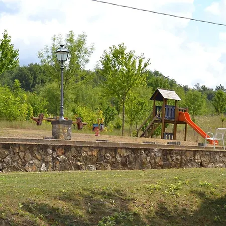 Beautiful Farmhouse With Swimming Pool Chalet *