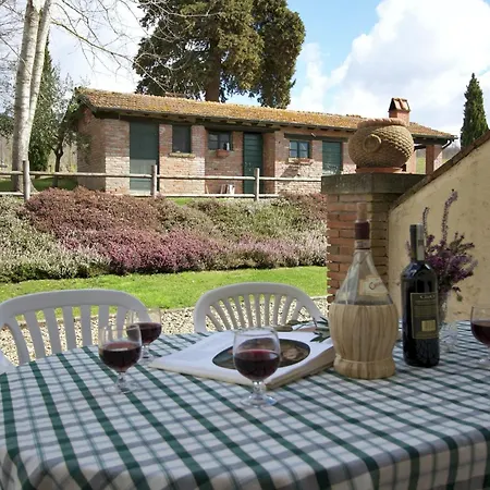 Beautiful Farmhouse With Swimming Pool